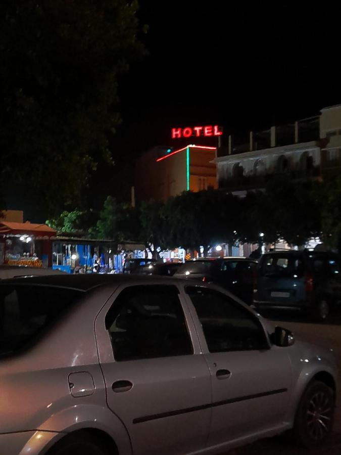 Hotel Mentaga Ταρουντάντ Εξωτερικό φωτογραφία