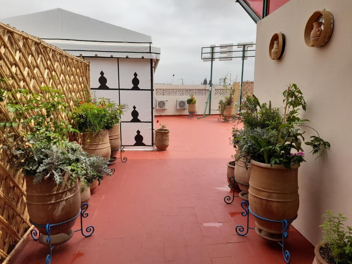 Hotel Mentaga Ταρουντάντ Εξωτερικό φωτογραφία