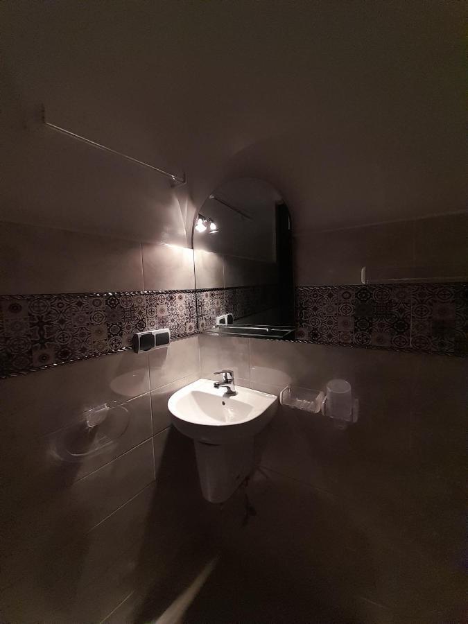 Hotel Mentaga Ταρουντάντ Εξωτερικό φωτογραφία